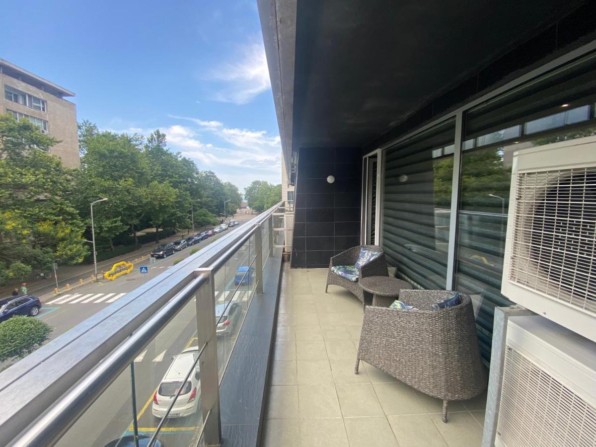 Luxury Apartments Burgas Stad Buitenkant foto