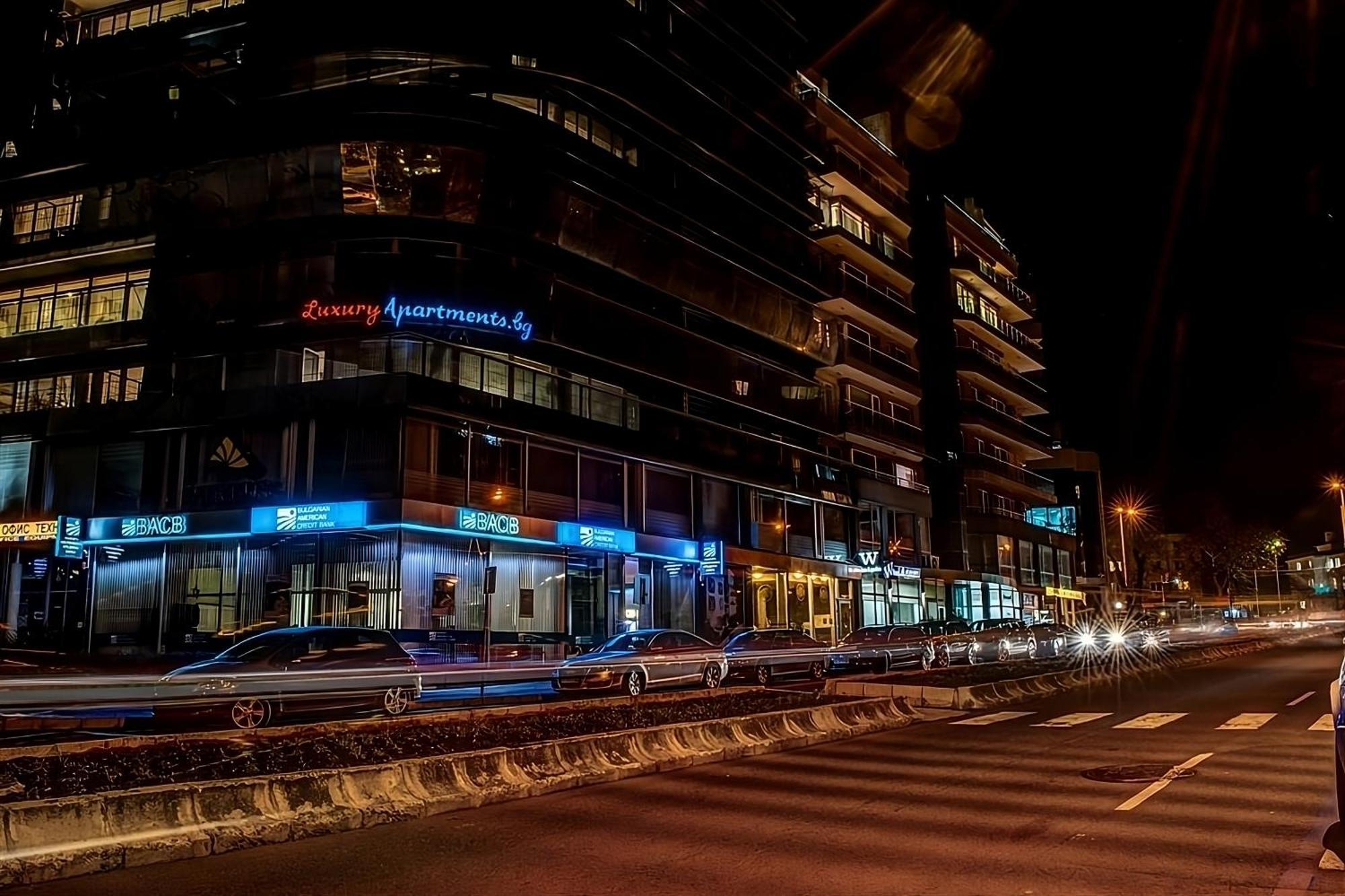 Luxury Apartments Burgas Stad Buitenkant foto